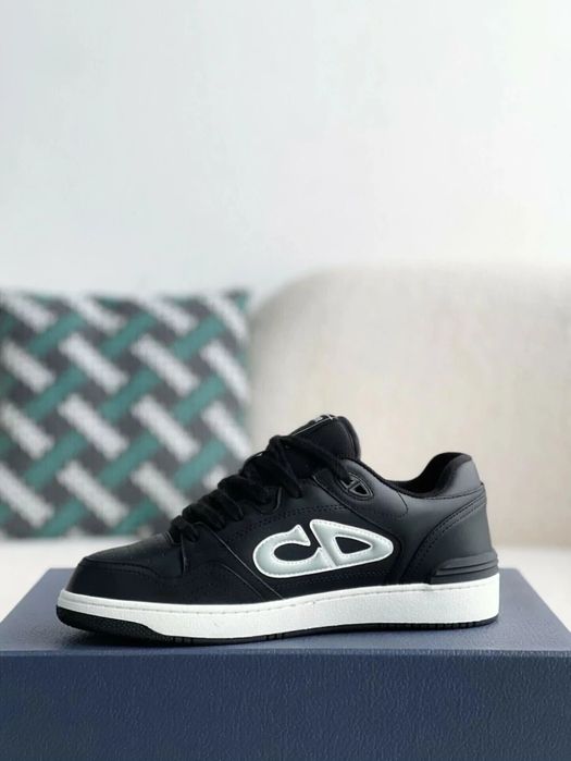 CD B57 / Light Grey / Black / Grey