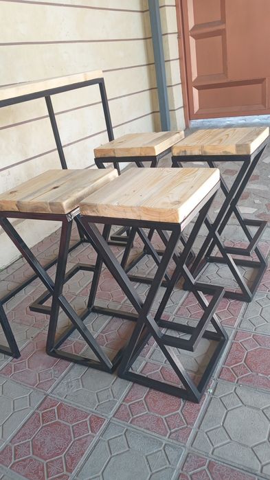 Барные стулья есть в наличии