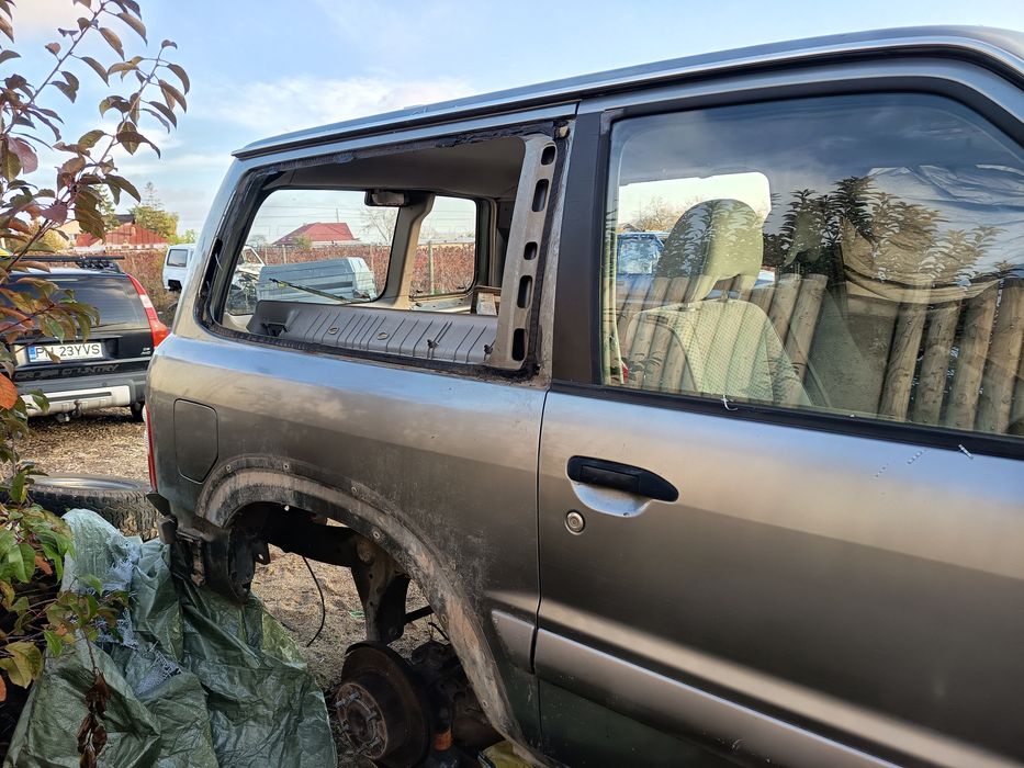 Caroserie. Șasiu impecabil Nissan patrol y61zd 30 scurt