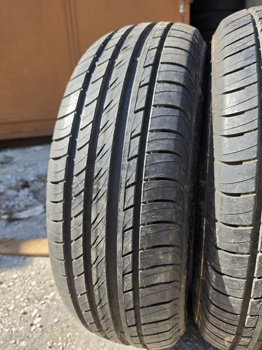 2 бр. летни гуми 235/70/16 Debica SUV 7 mm DOT 1018