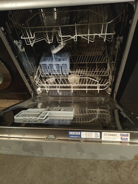 Посудомоечная машина ""Индезит"
