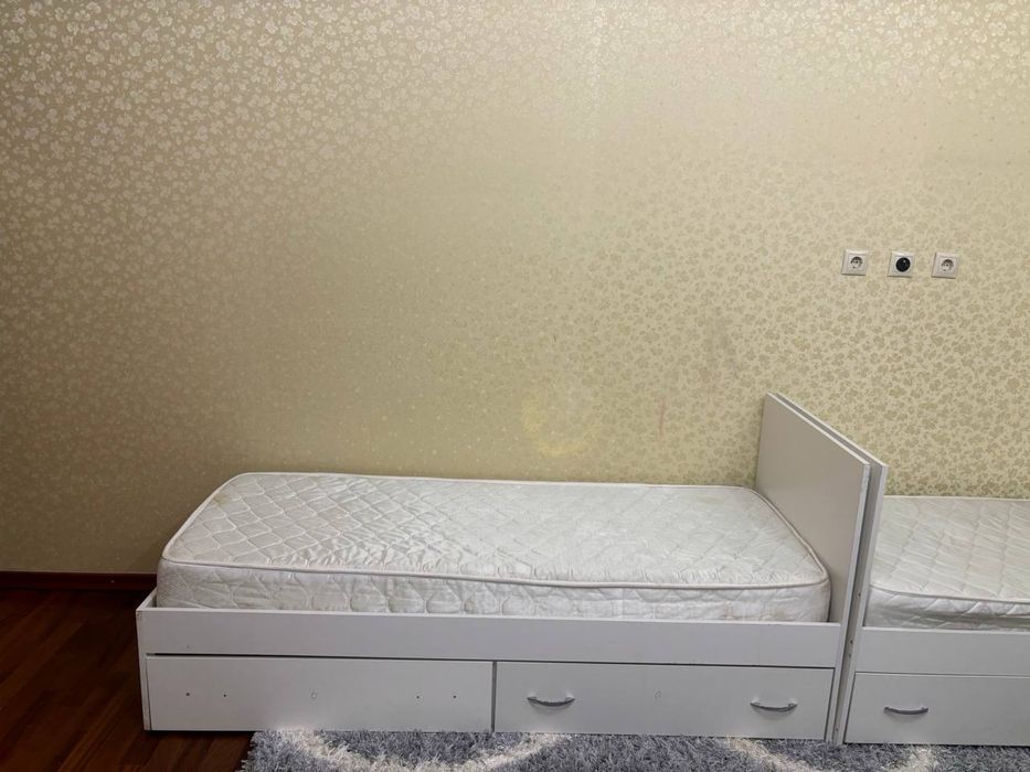 Кровать односпальная