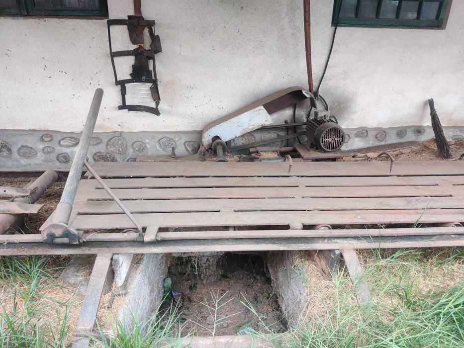 Banzic / Circular Vertical de Vanzare