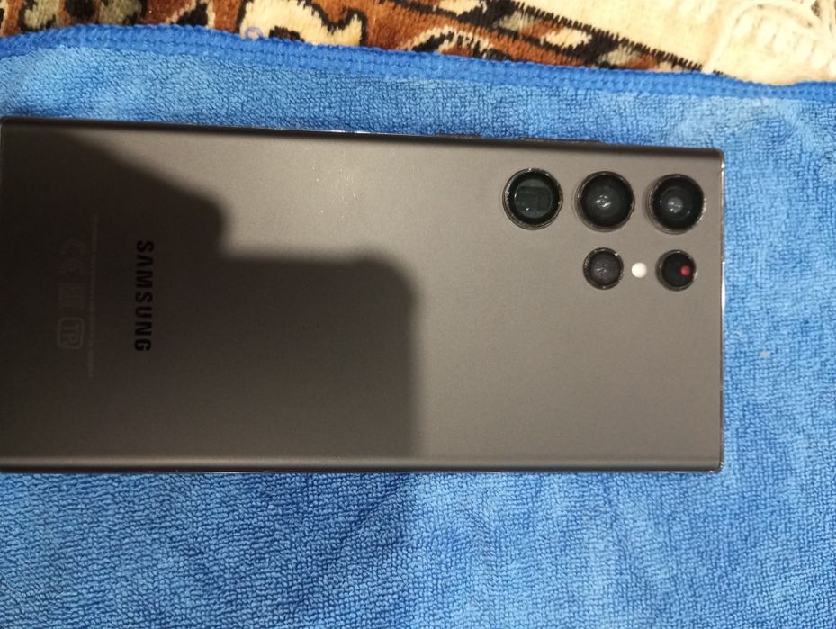Продам Samsung galaxy S 22 ultra