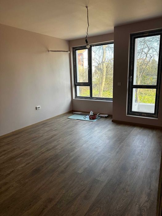 Продажба на 2-стаен с паркомясто и земя на 300 м от плажа – без такса поддръжка, Лозенец