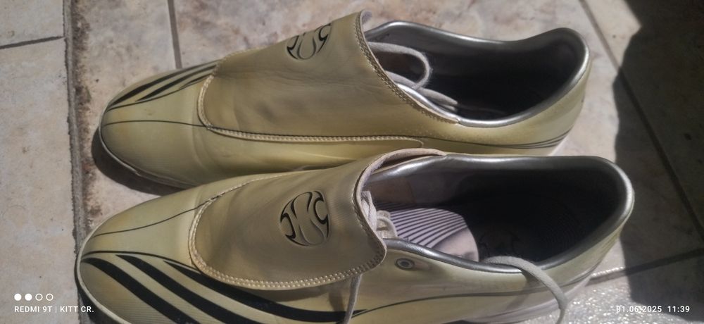 Adidas noi in perfecta stare