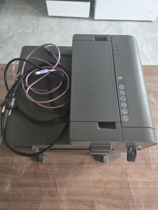 Продаеться принтер