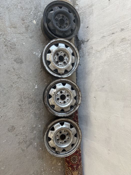 штамп на ауди R14