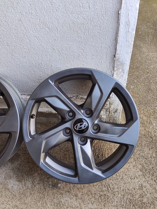 16" 5х114.3/67.1 оригинални джанти от Kia K5