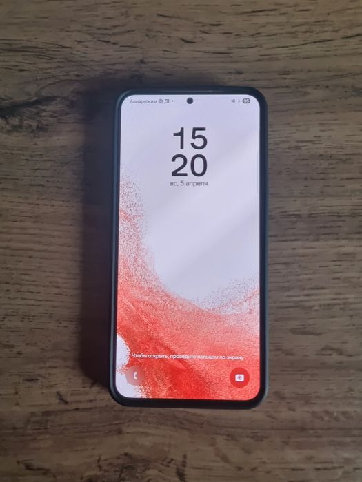 Samsung S22 Plus (8/256гб)