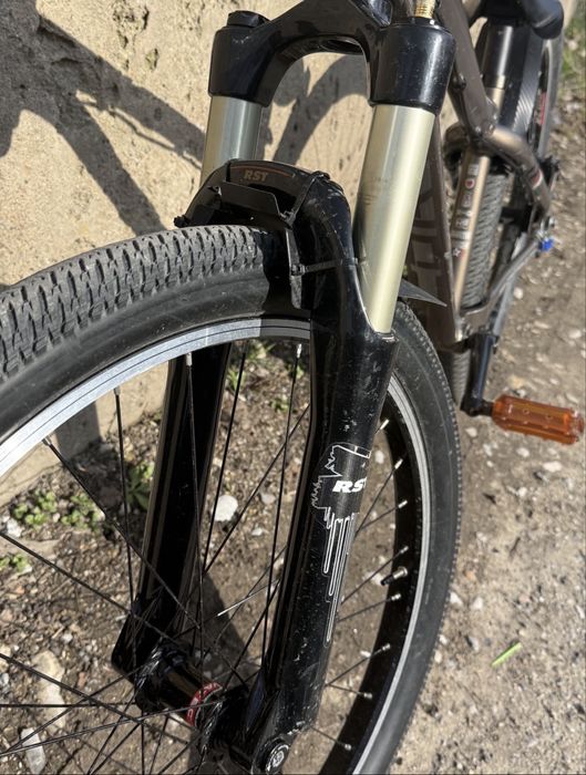 Продам велосипед дерт,стант,стрит