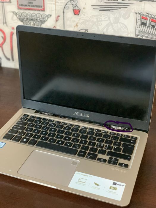 ASUS лаптоп – Intel i5, 8GB RAM, SSD 128GB, Full HD