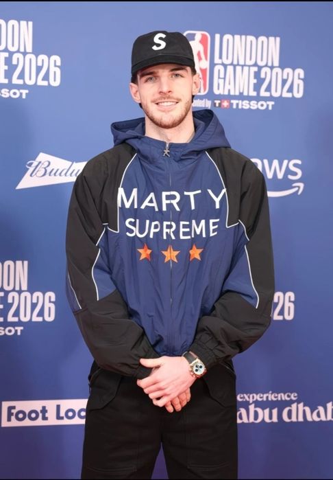Ветровка Marty Supreme