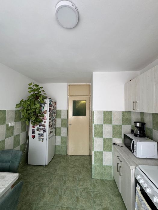 De inchiriat apartament 2 camere (Aleea Plopilor)