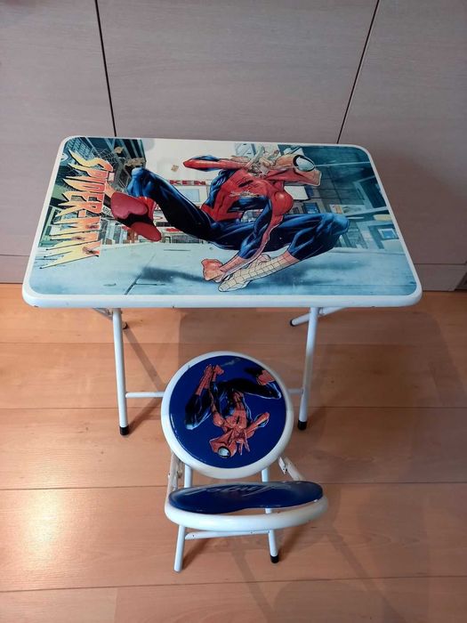 Детска масичка и столче Spiderman.