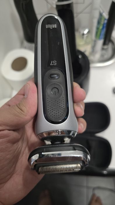 Электробритва Braun Series 7 7185cc сеточная