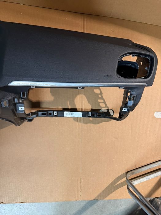 Plansa bord volvo v40