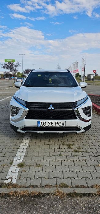 Mitsubishi Eclipse-Cross Primul proprietar, vând Mitsubishi Eclipse Cross PHEV in stare excelen