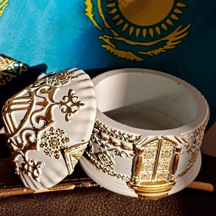 Шкатулки из гипса. Той бастар