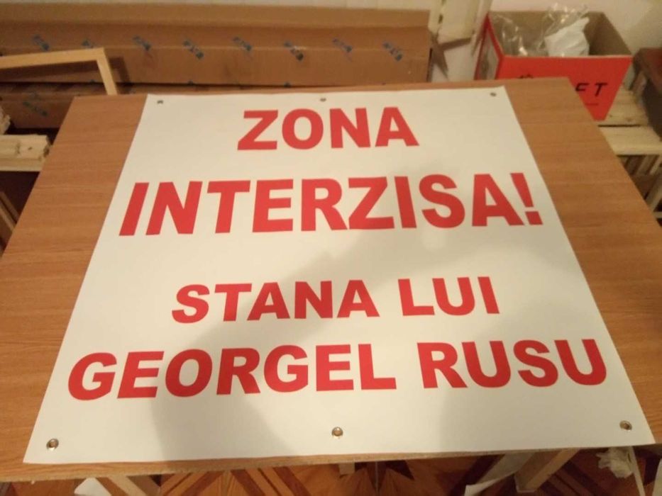 Materiale publicitare: bannere, autocolante etc