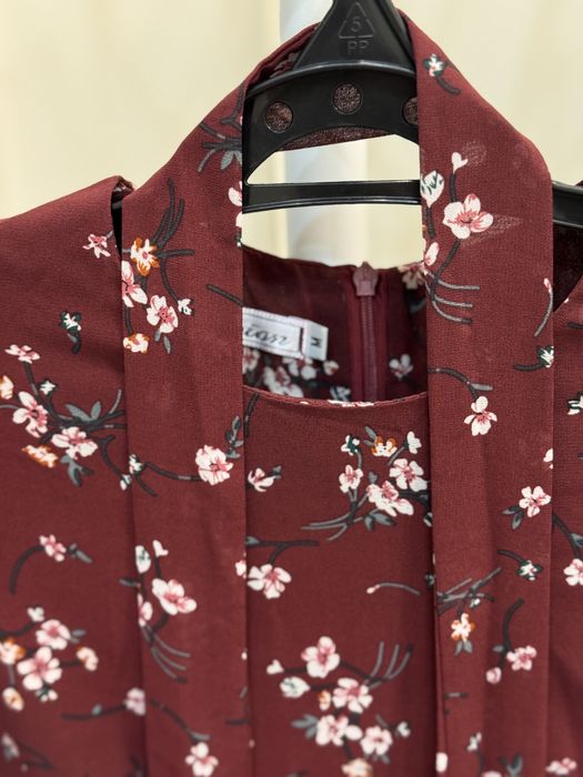 Продаю 2 красивых платья