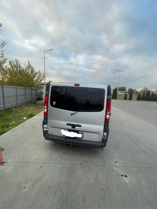 De vânzare Opel Vivaro 8+1
