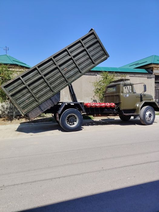 Zil 131 sotiladi
