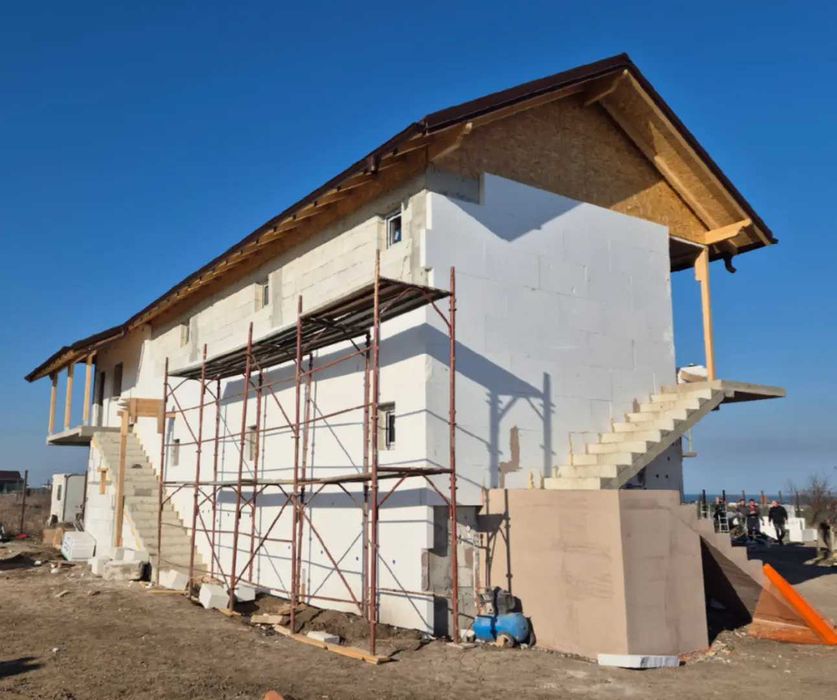 Alte Produse și Lucrări de Construcții-Izolații Exterioare, Fațade și Garduri