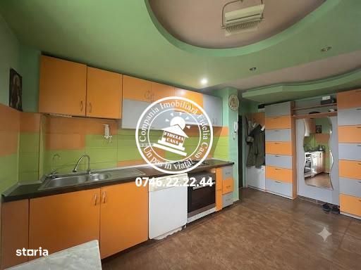 Apartament 2 camere de vanzare, decomandat, 50 mp - CUG l Planul II