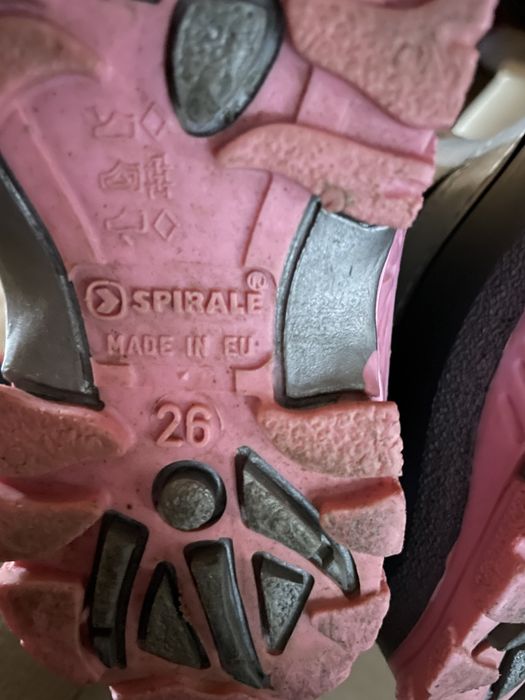 Детски ботуши Адидас и Spirale 26