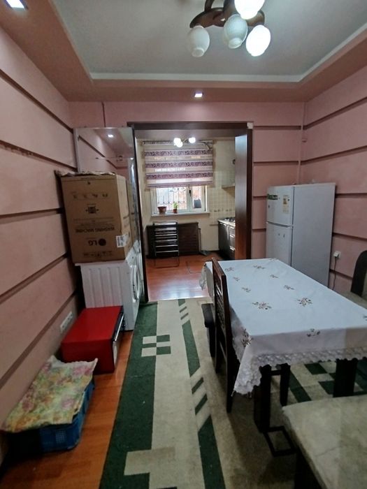 Arenda chilonzor metro S kv 3/1/4  1 mlndan  qizlarga sheriklik