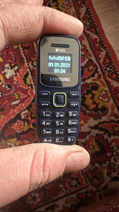Продам телефон кнопочный