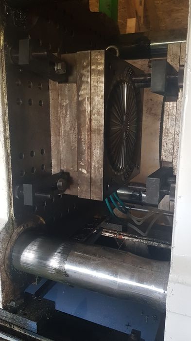 Injectie mase plastice