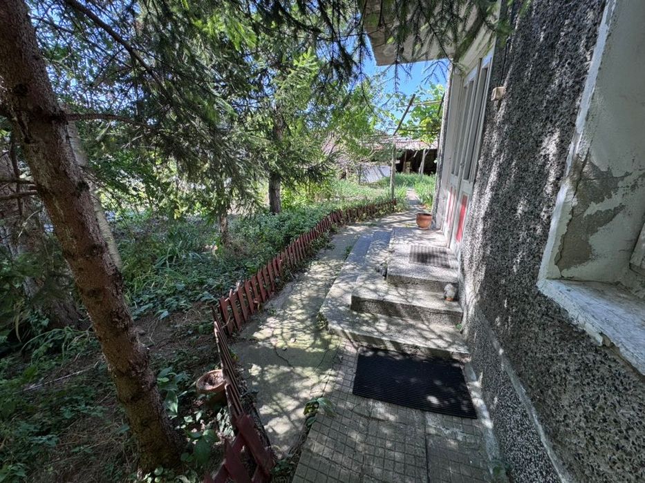 Продава се Етаж от къща в Нови пазар - 122 кв.м за 812 €/кв.м - Снимка #13