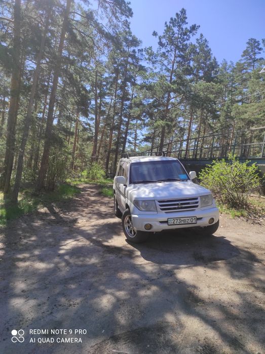 Продам mitsubishi pajero io