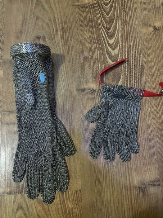 Перчатки кольчужные, фартуки кольчужные