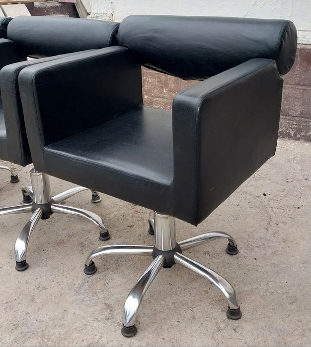 Кресла парикмахерские