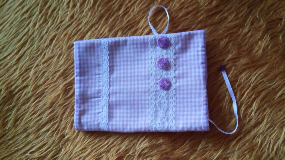 Дрешки за любими книги или подарък