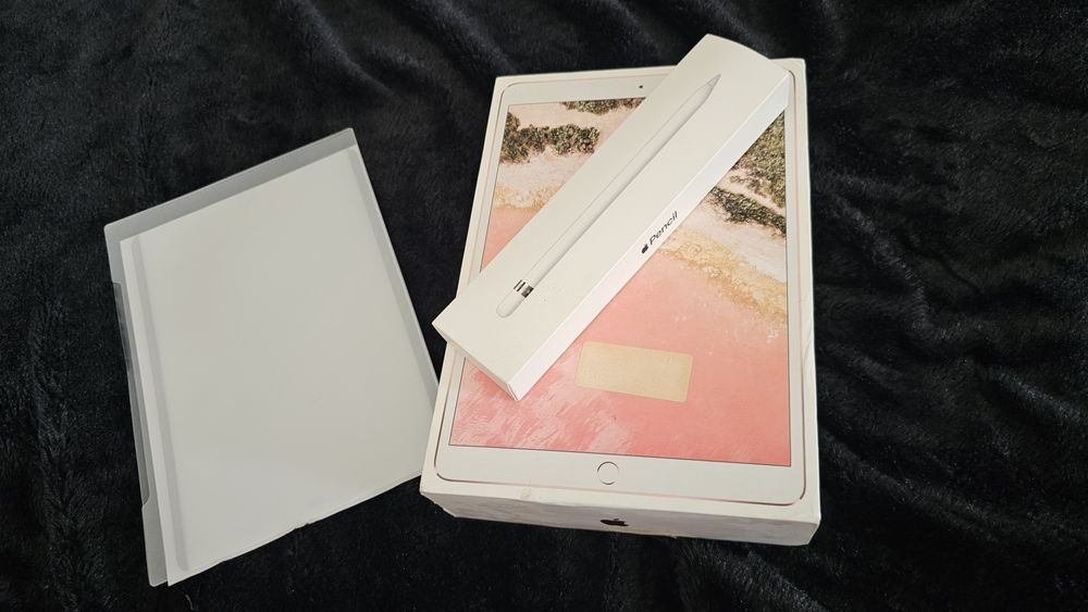 Ipad pro 10.5 inch 64 gb rose gold + apple pencil 1st gen + accesorii