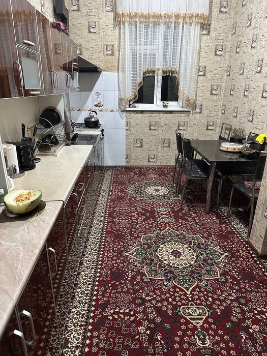 Дархан Новомосковская срочно сдам 3 комнатную квартиру