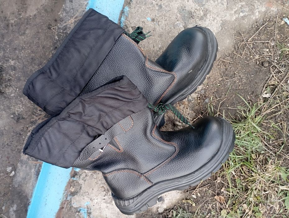 Сапоги спец обувь новые
