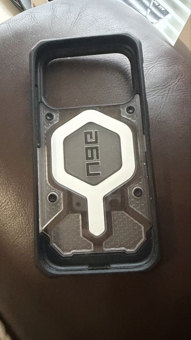 Калъф UAG Pathfinder за Iphone 17 pro, MagSafe