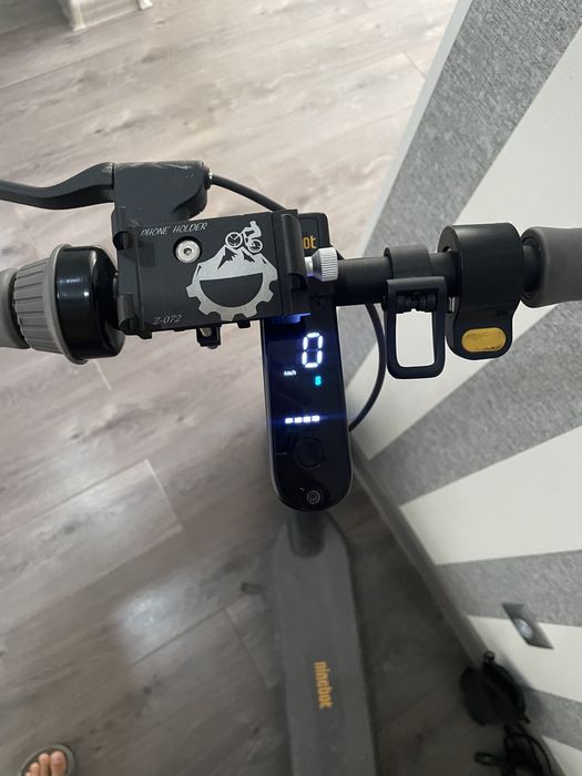 Электросамокат Ninebot Kickscooter Max