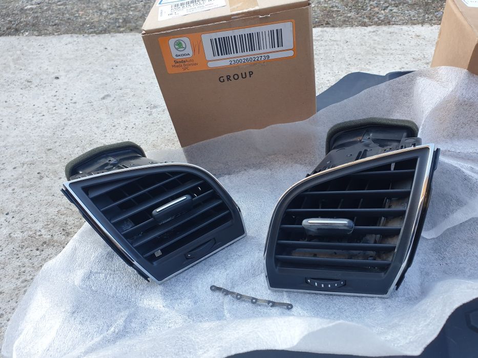 Guri aerisire interior Skoda Fabia 3