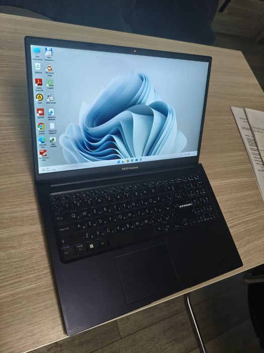 Asus Vivobook i3 12th, 8gb, 256gb ssd не дорого