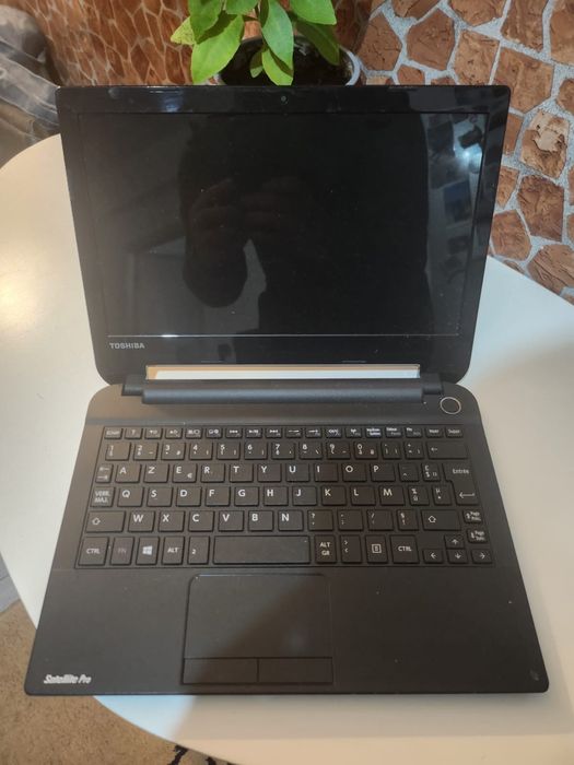 Vand set mixer behringer pro mixer vmx1000 microfon si laptop