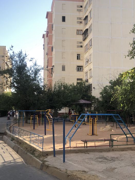 2 xonali uy Sotiladi