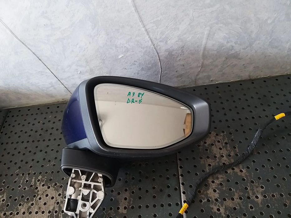 Oglinda electrica dreapta audi a3 8y 23962768