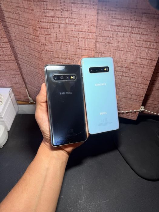 Samsung Galaxy S10 Negru/Alb, DualSIM, Memorie 128GB, 8GB RAM, Android 12