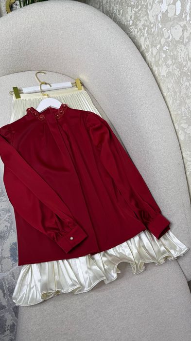 Элегантный кофта  юбка новый